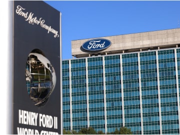 A 400,000-Car Recall Blitz Comes From Who Else But… 