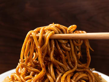 Fans Cannot Get Enough of These New Swicy Yakisoba… 