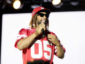 Rapper Lil Jon Shows Off His Physique in Bodybuilding… 
