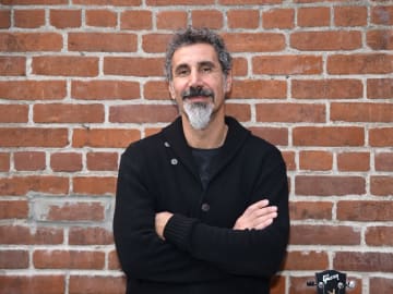 System of a Down’s Serj Tankian Announces New Album… 