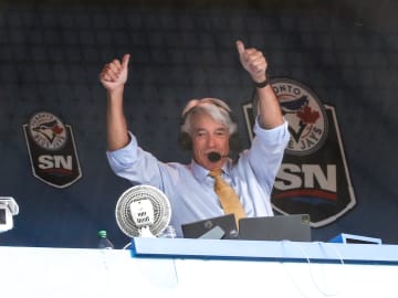 MLB Broadcaster Openly Bashes Rival Team… 