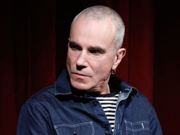 Daniel Day-Lewis Breaks Silence on Ending Acting… 