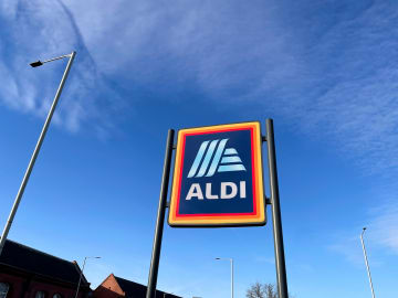 Aldi’s $15 Electric Food Chopper Is the Low-Cost Kitchen Hack You’ll Use Every… 