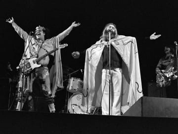 Mark Volman, The Turtles Co-Founder & ‘Happy Together’ Singer, Dies at… 