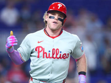 Angry Phillies Fan Demands Harrison Bader Home Run Ball From Boy in Viral… 