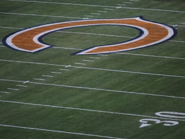 NFL Quarterback Angers Fans With His Behavior During National… 