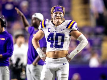 SEC Football Star Says He’s Dating a Rival Coach’s… 