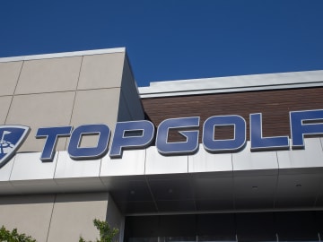 Topgolf ‘Kicks Off’ New Football Experience with Epic Game Day… 