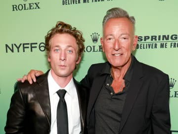 Bruce Springsteen Reacts to Jeremy Allen White’s ‘Deliver Me from Nowhere’… 