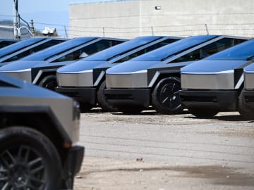 Elon Musk Is Selling Unsold Tesla Cybertrucks to… 