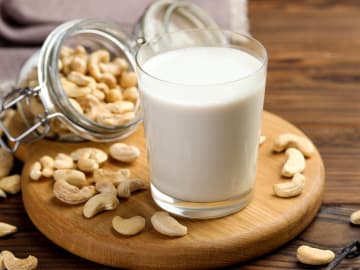 Step Aside Almonds—Elmhurst 1925