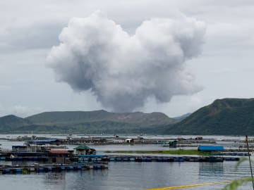 Incredible Footage Captures World