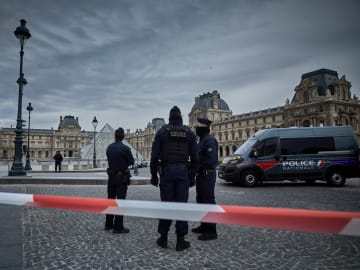 Officials Release Shocking Update After Brazen Louvre… 