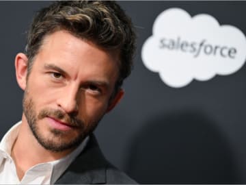 Jonathan Bailey Opened Up About a Partner, 