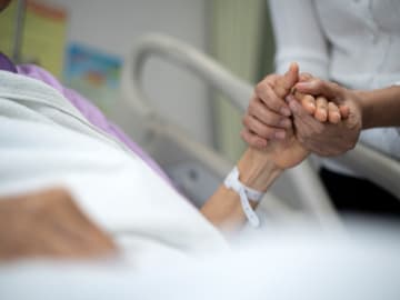 23-Year-Old Learns He Has Stage 4 Cancer After Doctor