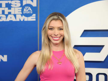 Football Influencer Denies Viral Report of Affair With LSU… 