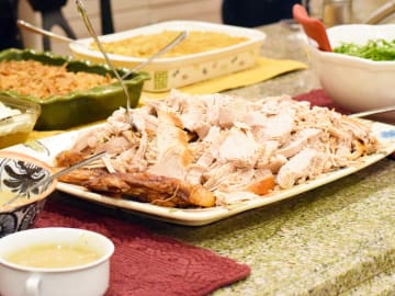 Hosting a Holiday Party? This Clever Hack Will Keep Food Hot Until… 