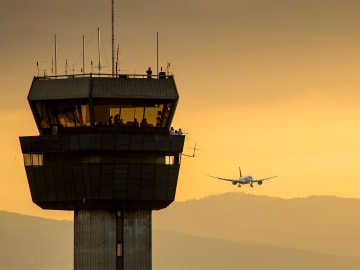 Major Airspace Closures Could Soon Disrupt U.S. Flights — Here’s… 