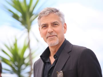 George Clooney’s New Nonalcoholic Beer Might Be the Coolest Way to Skip the… 