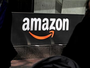 Amazon Issues Scam Warning to Millions of… 