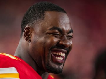 Chiefs Star Uses Kanye West Quote to Silence Haters After Brutal Loss to… 