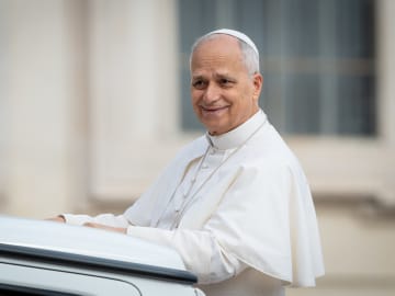 Pope Leo XIV Reveals His Four Favorite Films of All… 