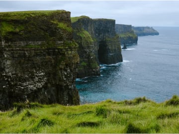 Archaeologists Were Searching for a 400-Year-Old Irish Castle — They Made a Major… 