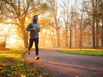 Struggling to Stay Motivated to Run? A Trainer Reveals the Simple Trick That Actually… 