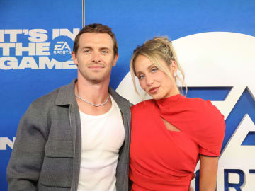 Alix Earle, NFL Player Boyfriend Braxton Berrios Make Major Relationship… 