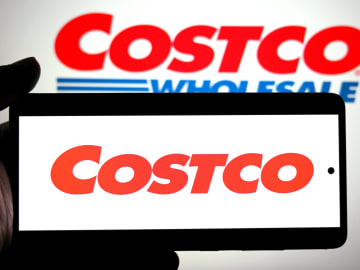 Costco Drops $2,200 Off ‘Top Notch