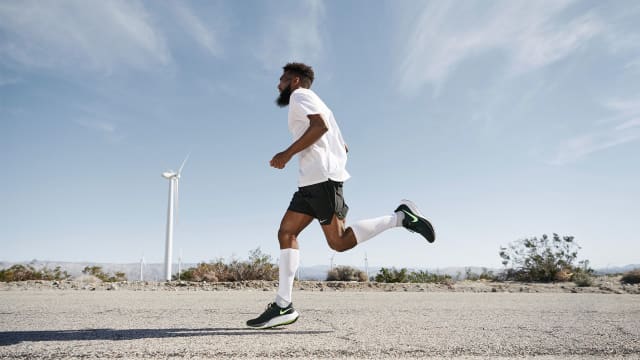 Essential Running Gear: Everything Beginners Need to Run or Jog – Runner's  Athletics