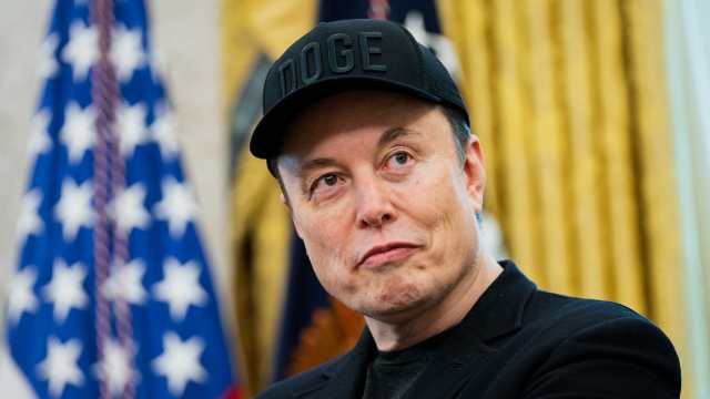 First Reviews for Elon Musk's Tesla Robotaxis Are In