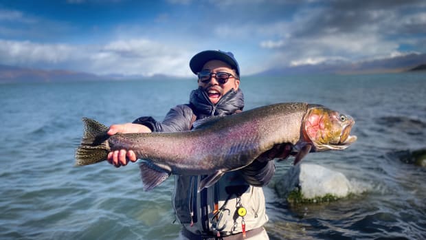 A Unique Fly Fishing Method to Catch Massive Lahontan Cutthroat Trout -  Men's Journal