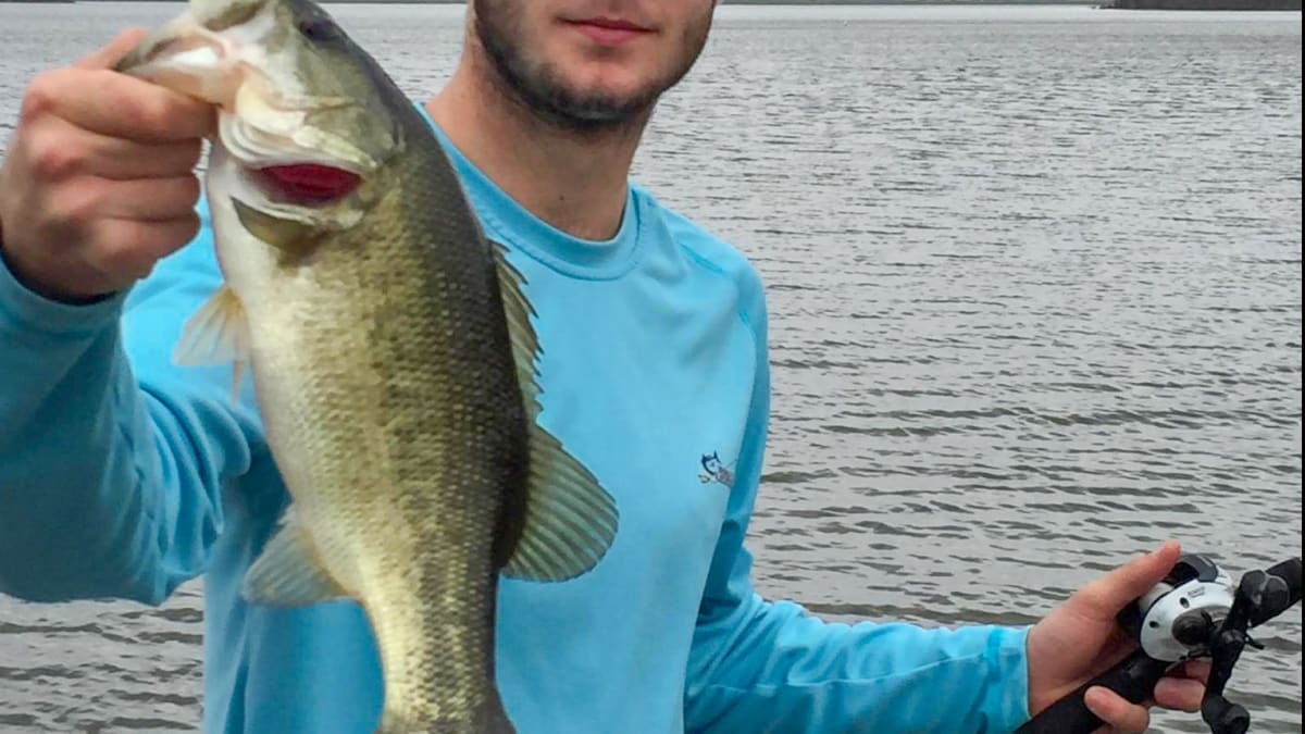 College bass angler stabbed to death during launching ramp
