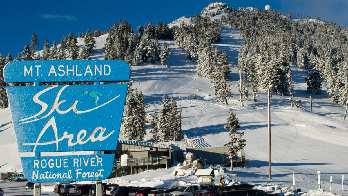 Best Small Ski Resorts For Cheap