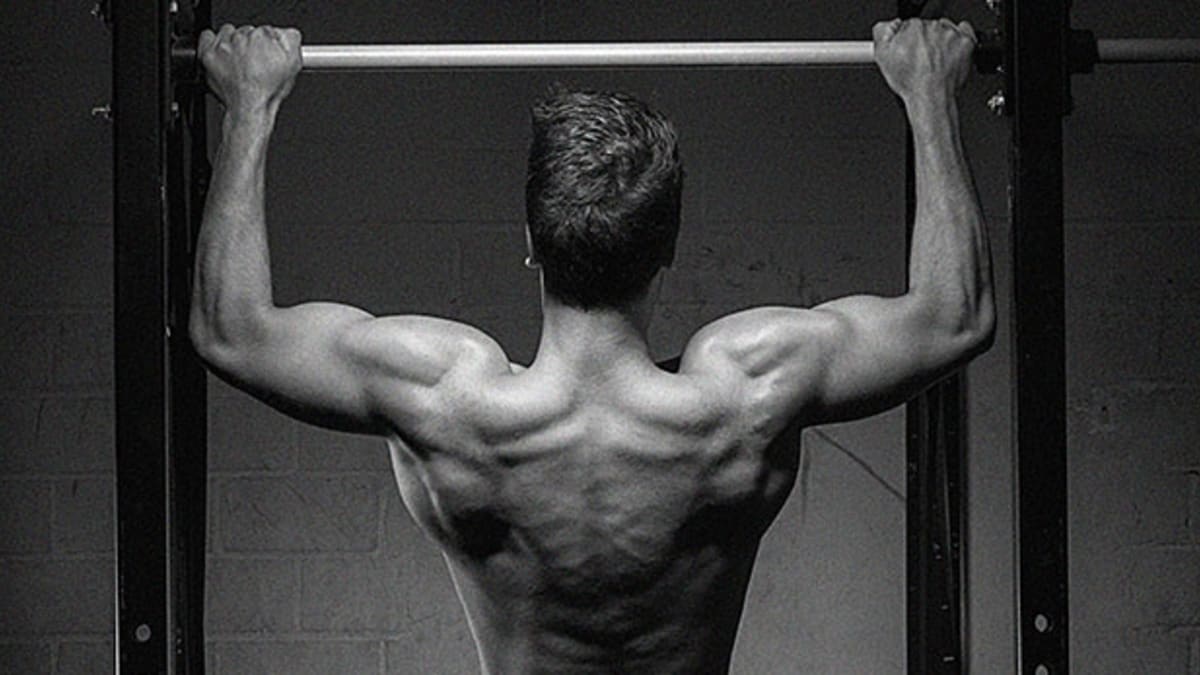 Get Strong With Just A Pull Up Bar
