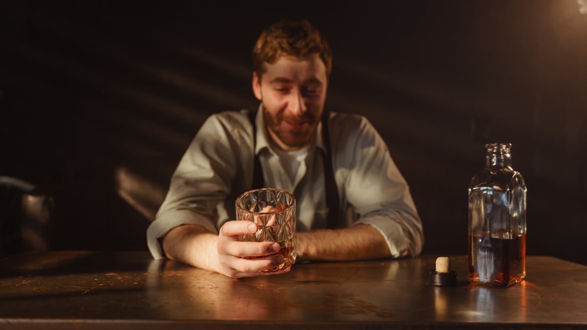 How to Master the Art of Going to a Bar Alone - Men’s Journal