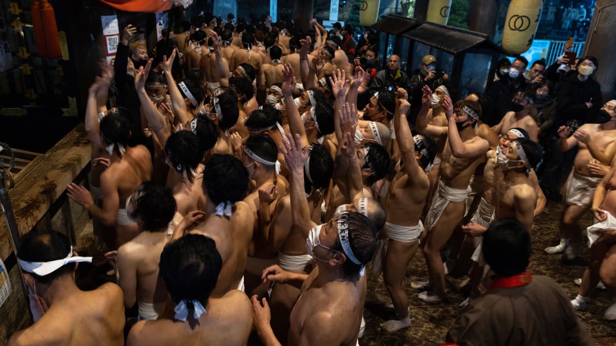 写真 festival naked girl Women in Japan allowed to take part in 'naked festival' for ...