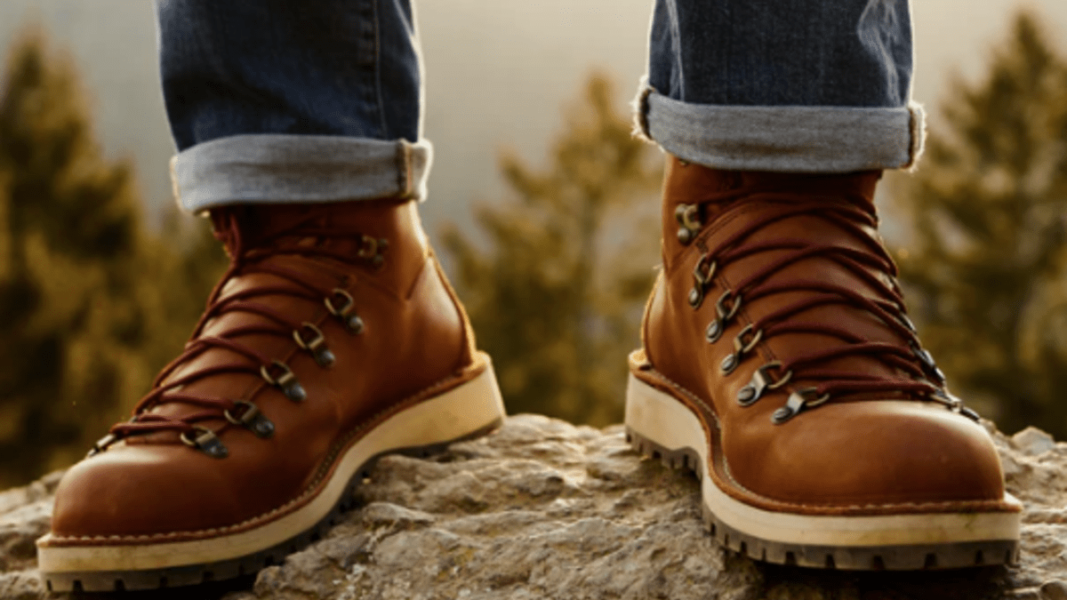 danner mountain pass boots