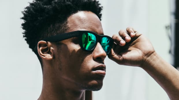Sunglasses shop play music