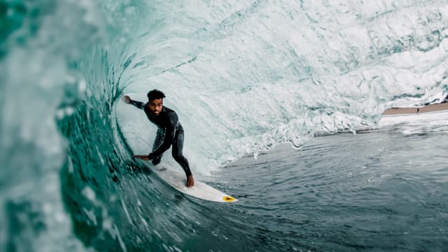 Intermediate surfboard outlet