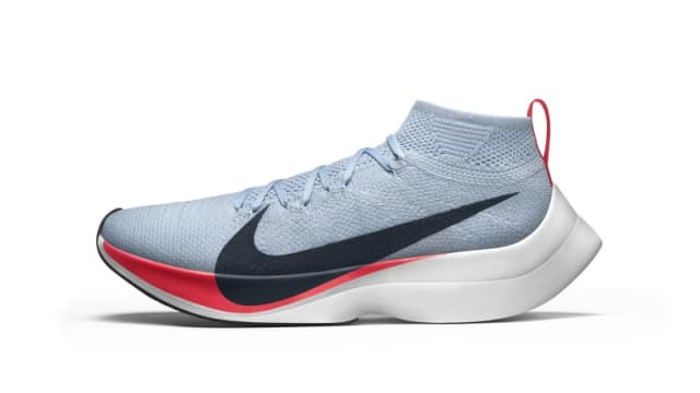 Zoom fly flyknit vs epic react sale
