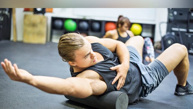 Foam roller dumbbell press deals