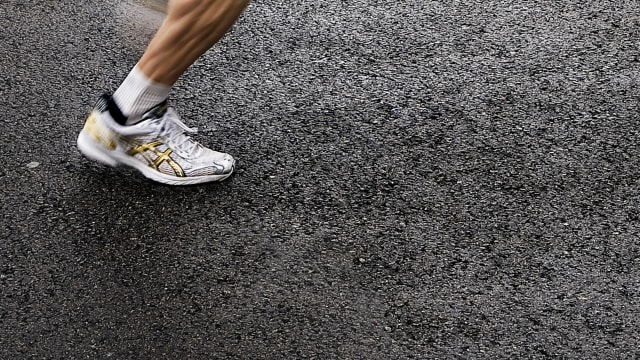Are my running hotsell shoes too narrow