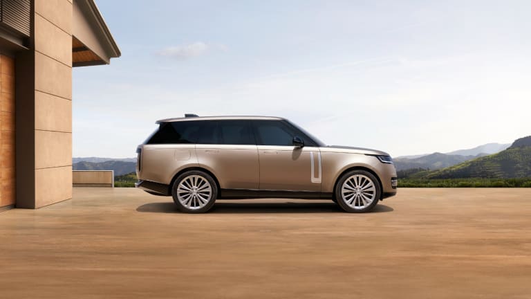 Range rover top luxury suv