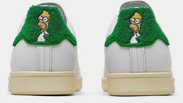 Simpsons basketball shoes shop
