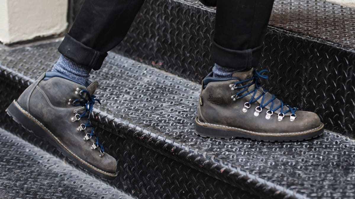 Mens rain boots gq 2025