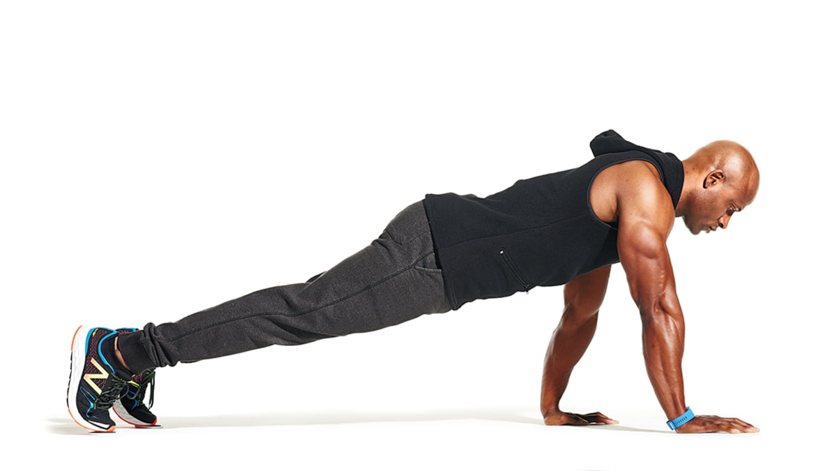 Alligator Crawl The Best Abs Move for Shoulder Day Men s Journal