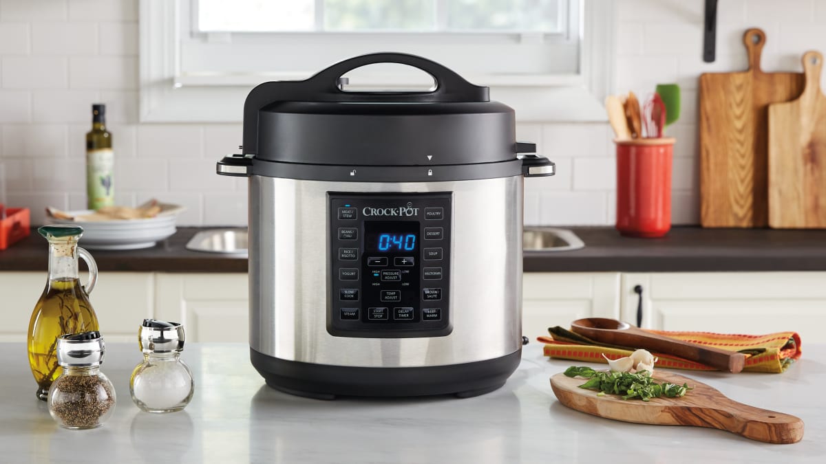 Is crock pot express outlet same as instant pot