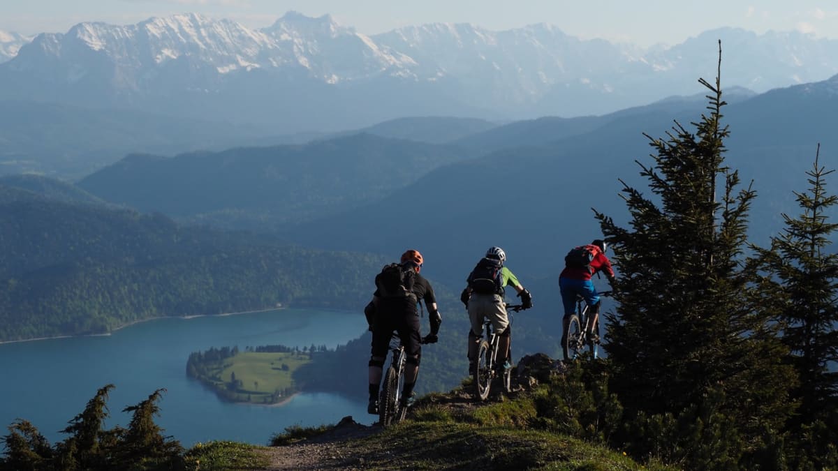 Best mtb apparel brands best sale
